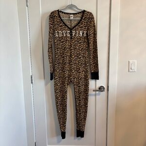 Vintage Victoria’s Secret Pink Onesie Pajamas Leopard Print Medium
